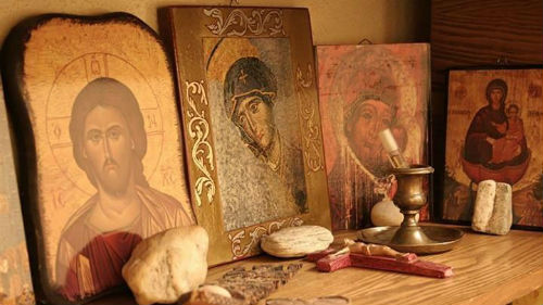 видеть старые иконы