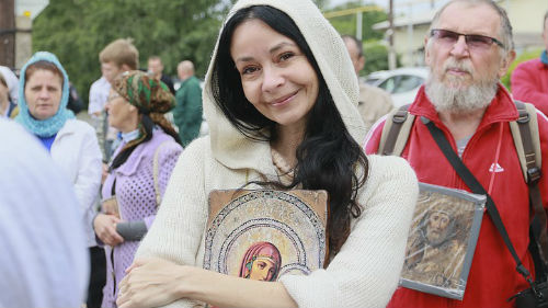 каким святым правильнее молится